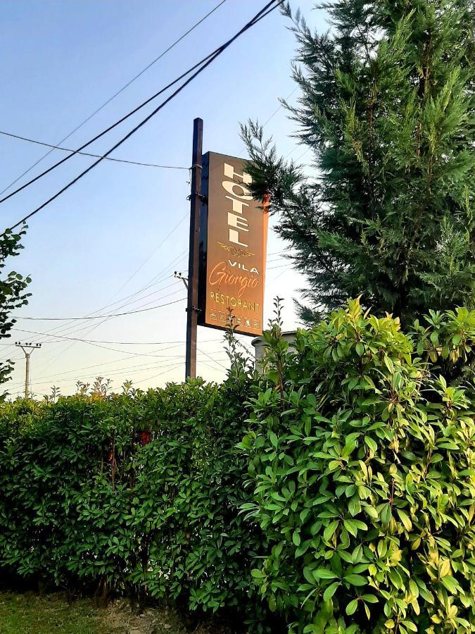 Hotel Vila Giorgio Shkodër Buitenkant foto