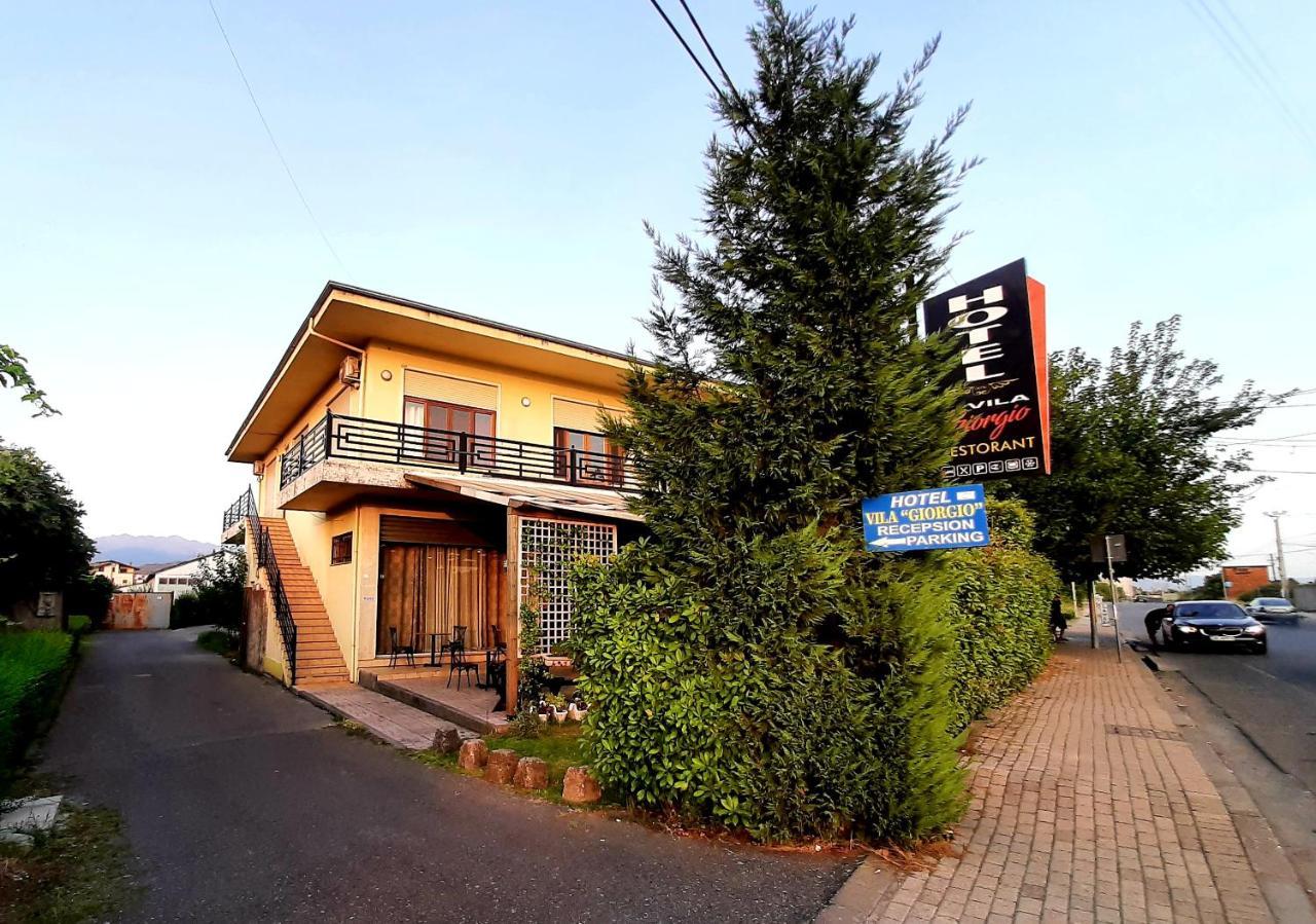 Hotel Vila Giorgio Shkodër Buitenkant foto