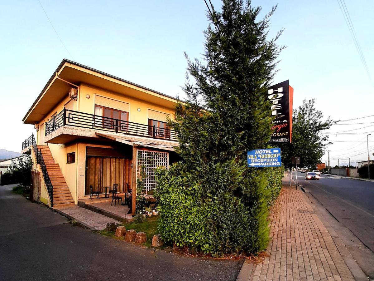 Hotel Vila Giorgio Shkodër Buitenkant foto