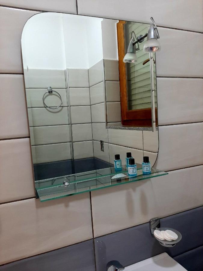 Hotel Vila Giorgio Shkodër Buitenkant foto